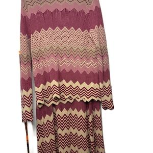 Society 22 M Chevron Patterned Knit 2 piece set